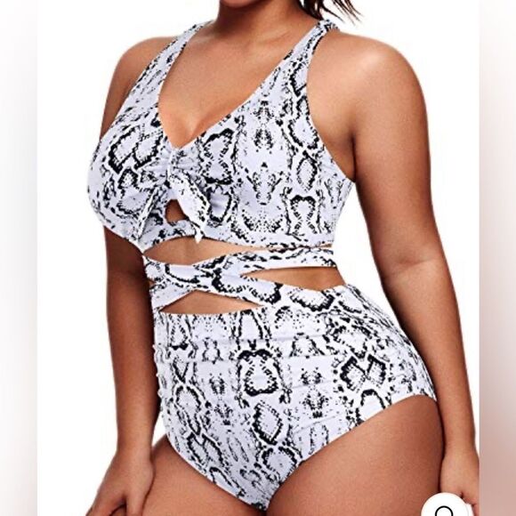 NWT DACO Plus Size Black White 2 Piece Swimsuit Adjustable - Size 22 - Picture 4 of 9